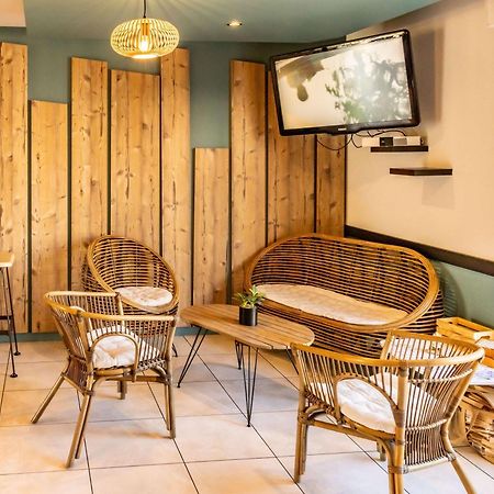 Готель Ibis Styles Marennes D'Oleron Екстер'єр фото